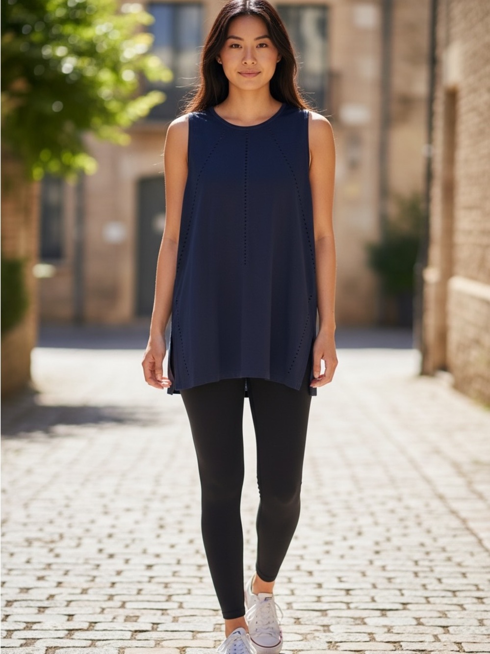 Athleta Navy Sleeveless Tunic Tank Top